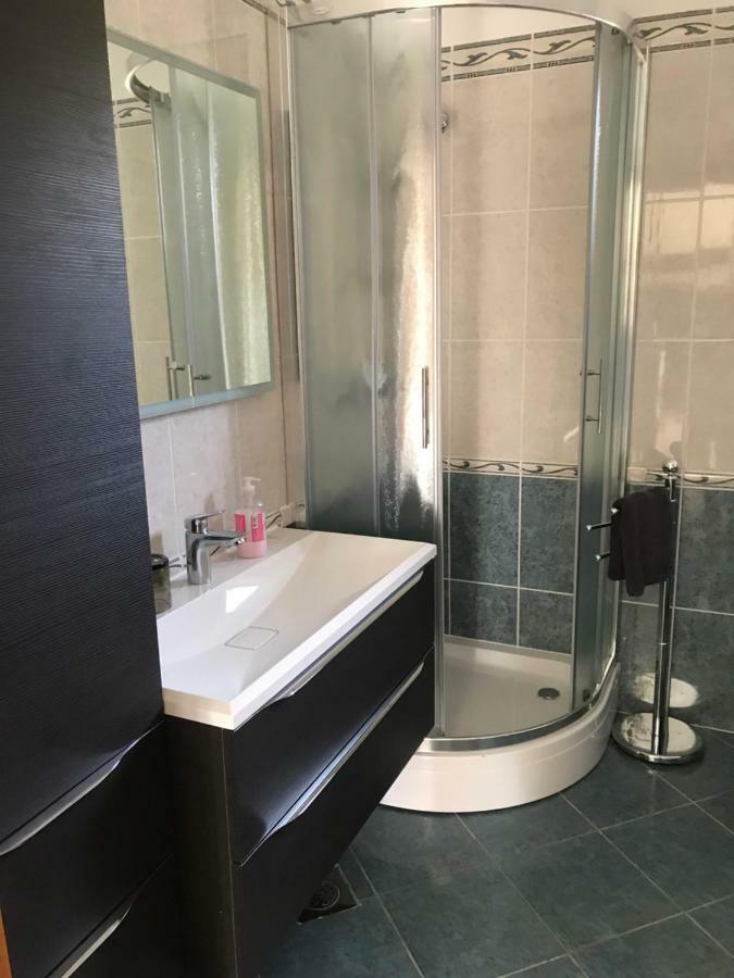 Villa Daisy Tar-Vabriga Ngoại thất bức ảnh